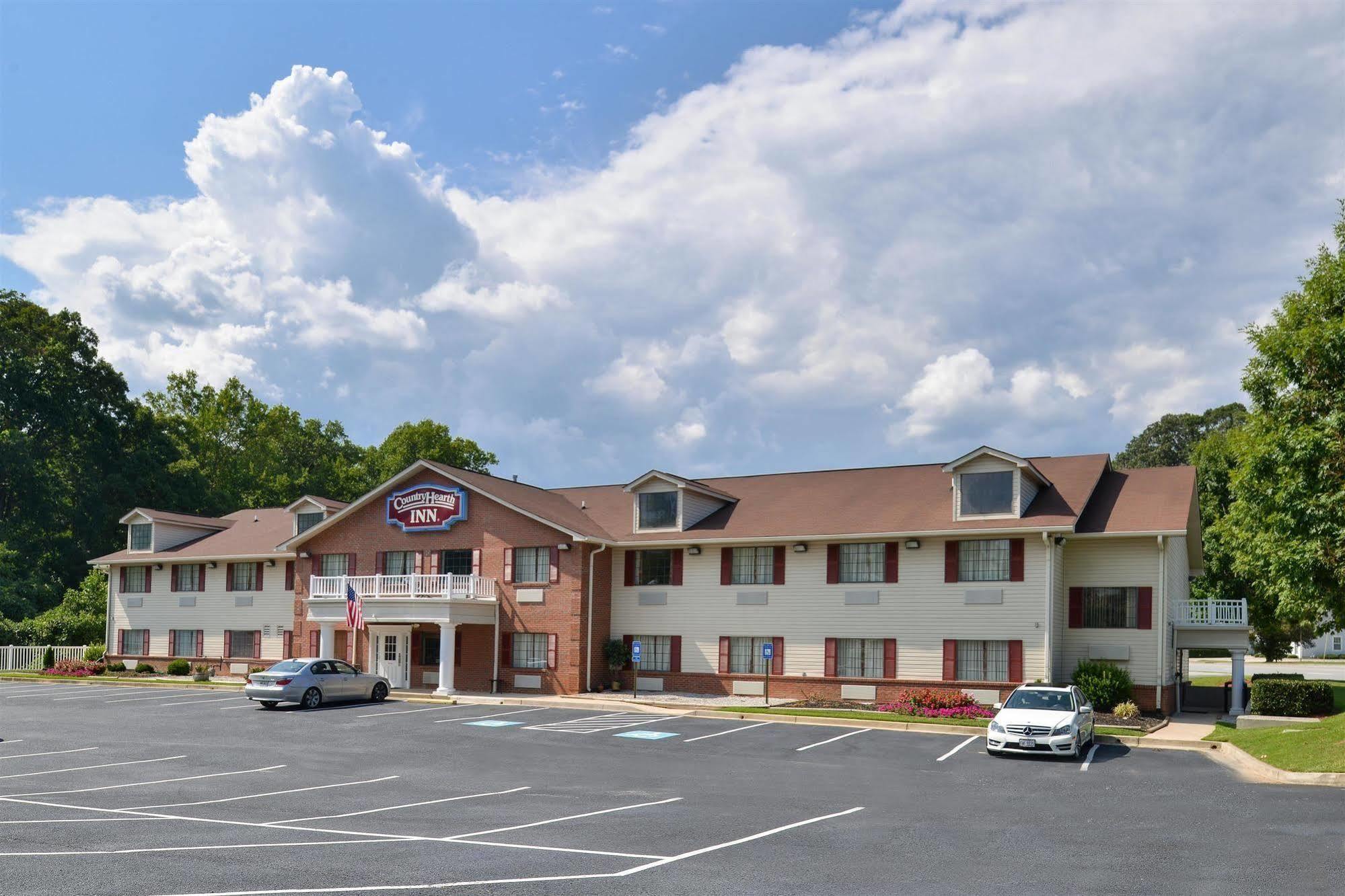 Country Hearth Inn-Toccoa Exterior foto